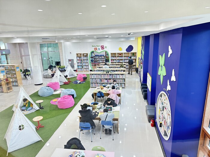 [로컬라이프] 수원시 태장마루도서관,...