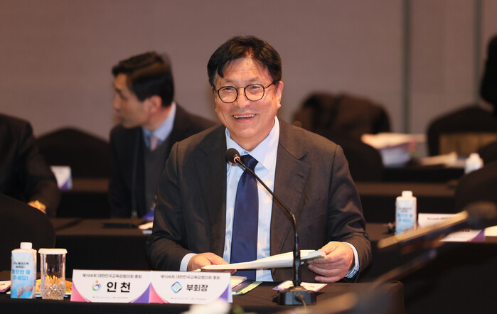 [로컬라이프] 도성훈 인천광역시교육감...