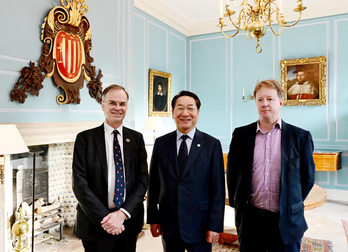 유정복 인천광역시장, 송도에 영국 케...